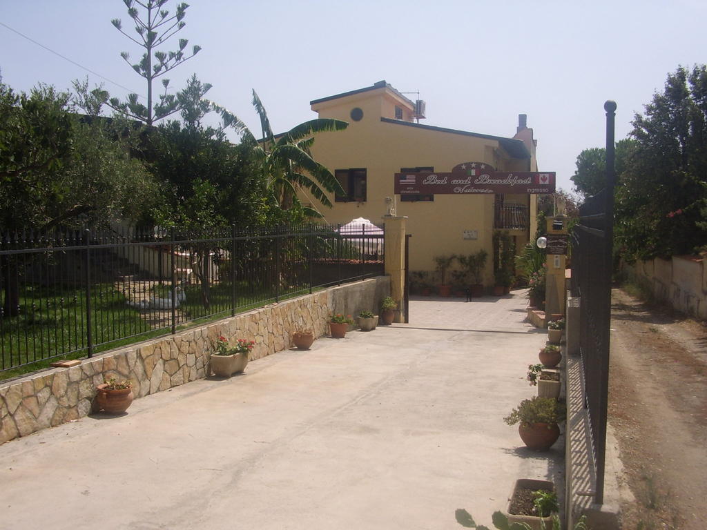 B&B Valoroso Village Ликата Екстериор снимка